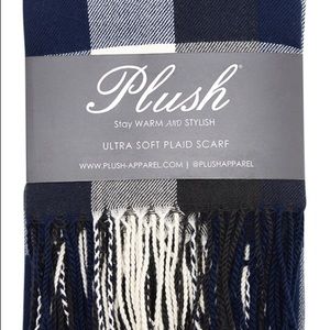 Plush Ultra Soft Fringe Scarf